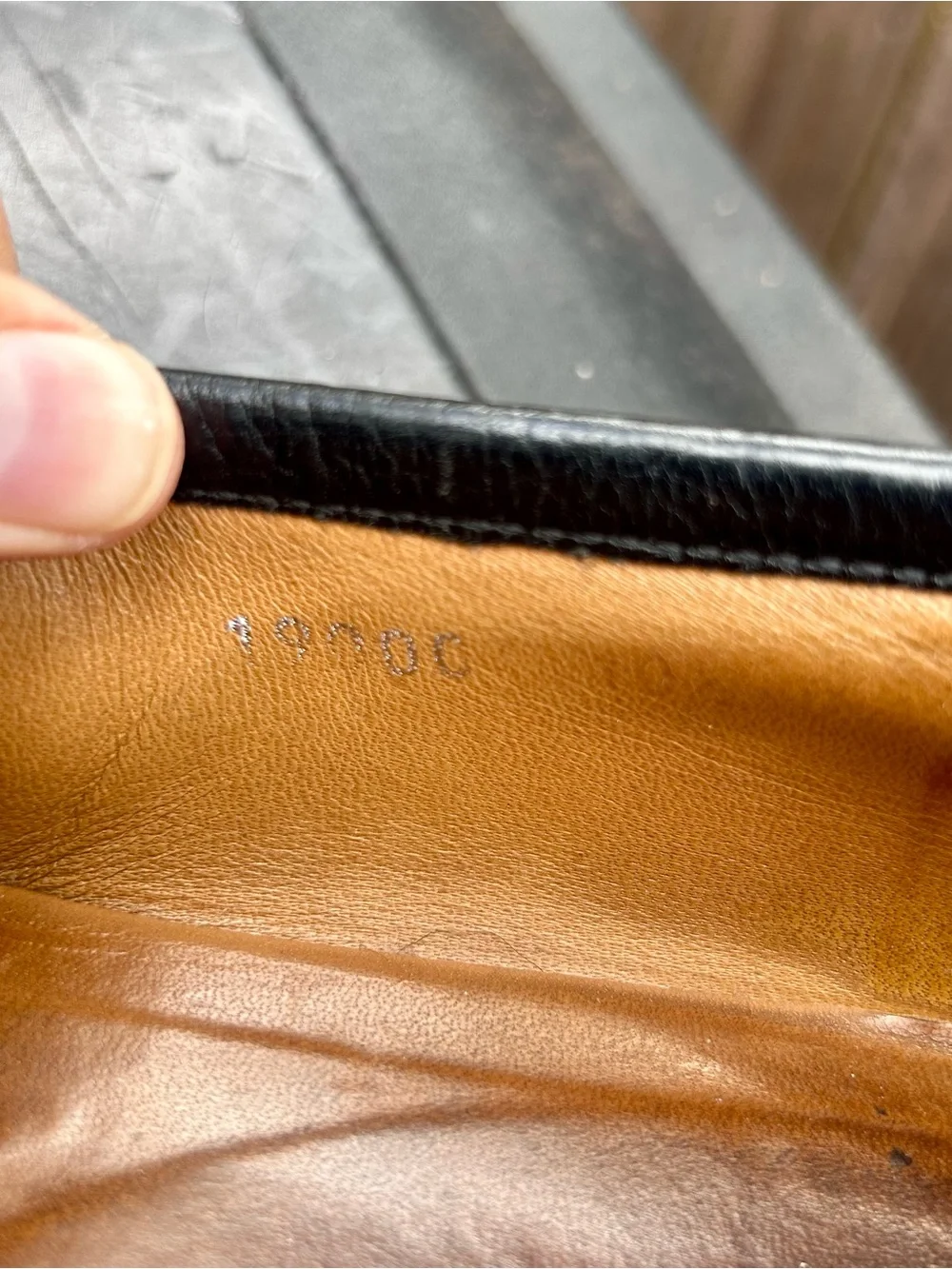 Gucci Black leather horsebit loafer